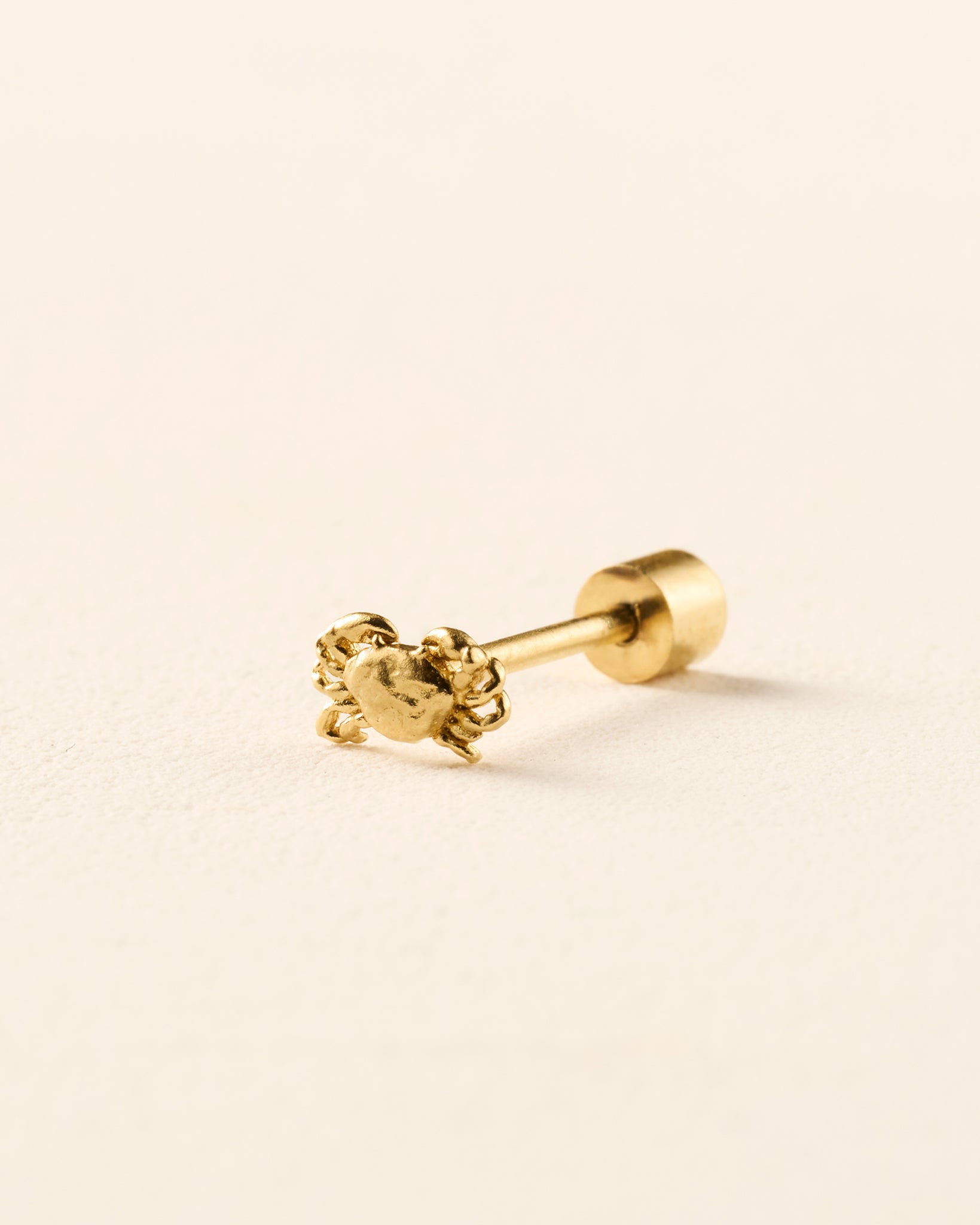 Stud Piercing Crabi