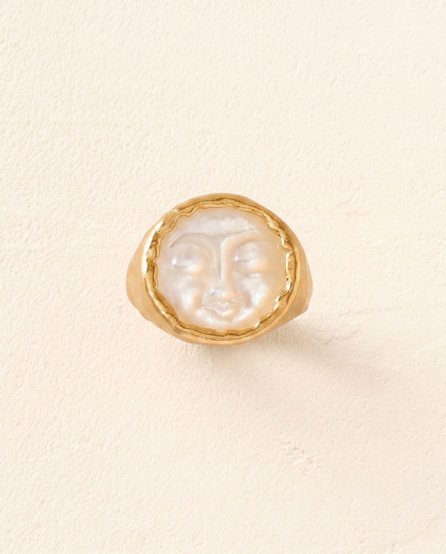 Hëna Ring