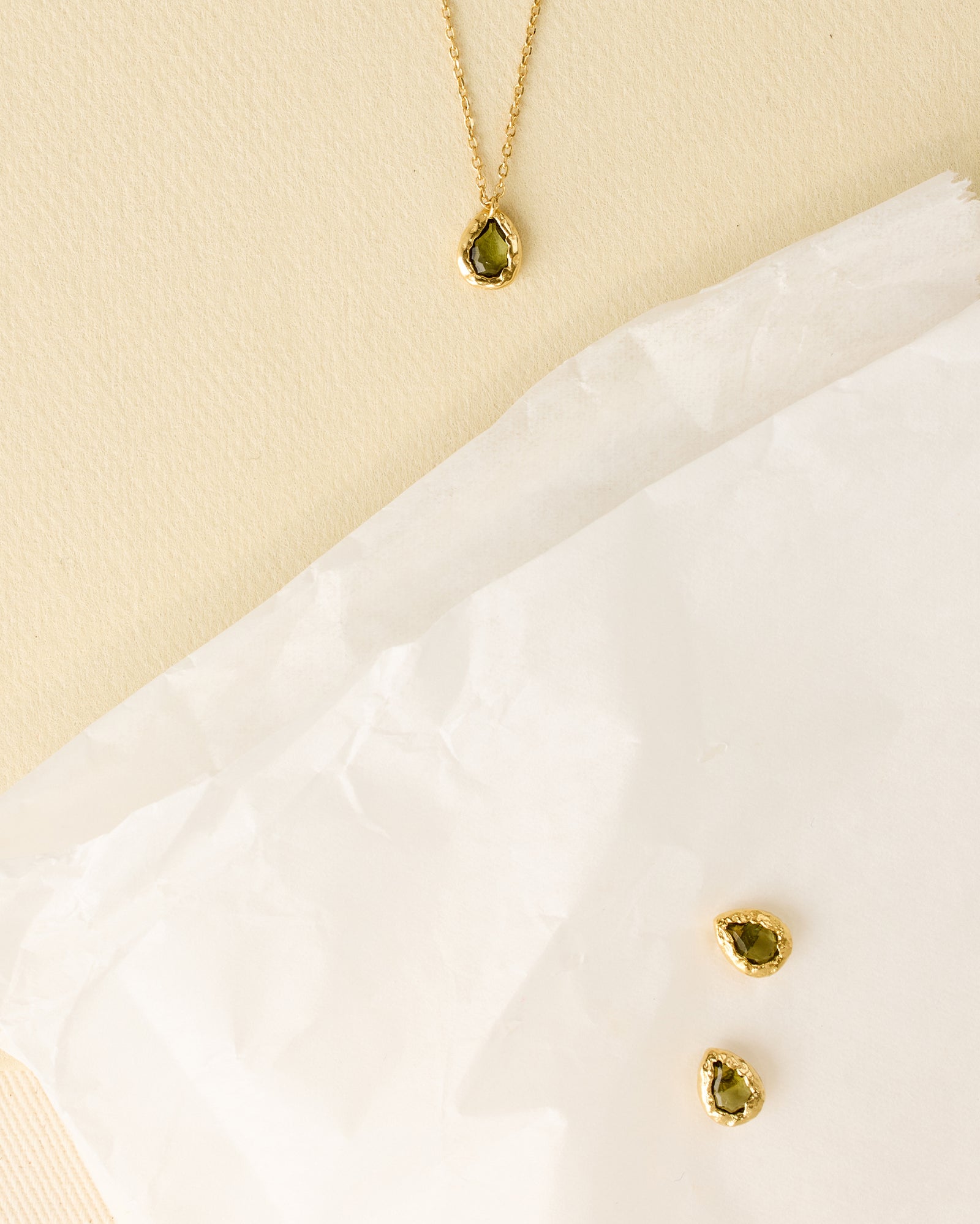 Lysia Stud Earrings