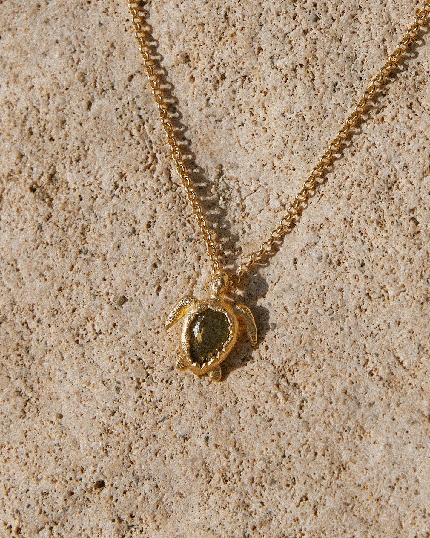 Lona Necklace