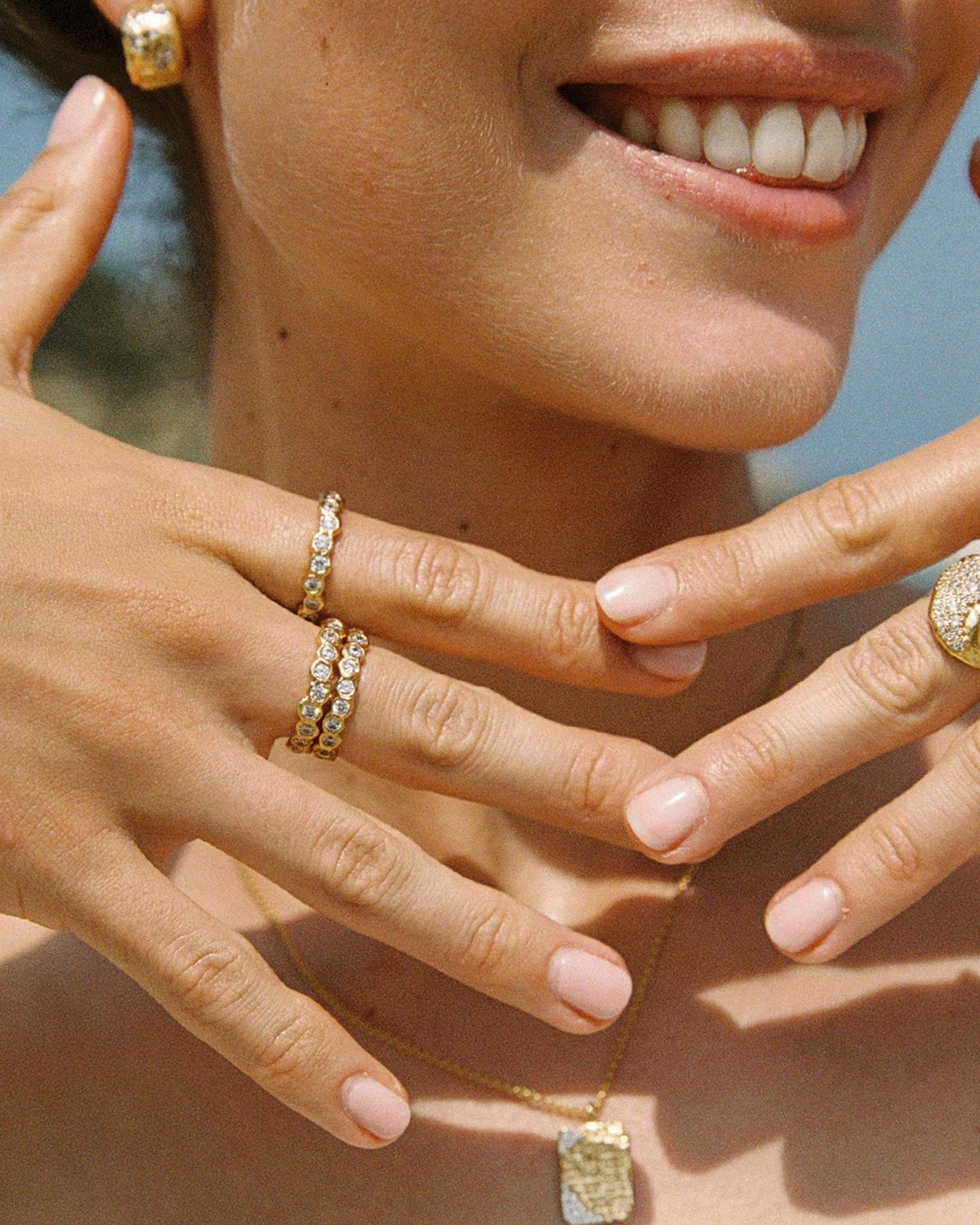 Ona Ring