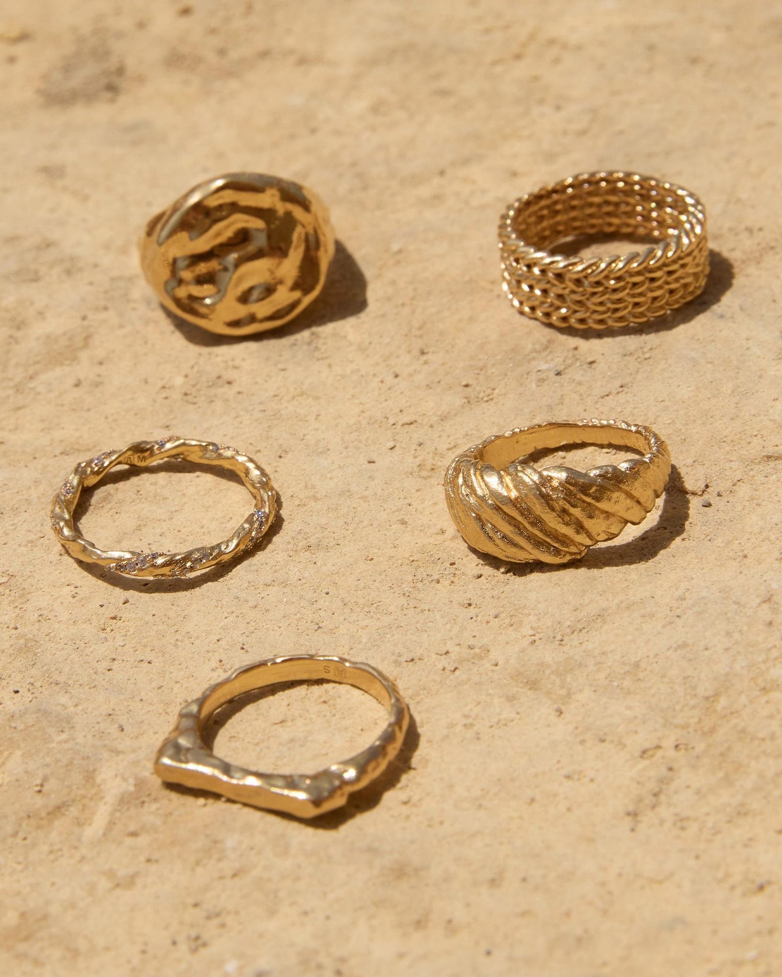 Zeta Ring