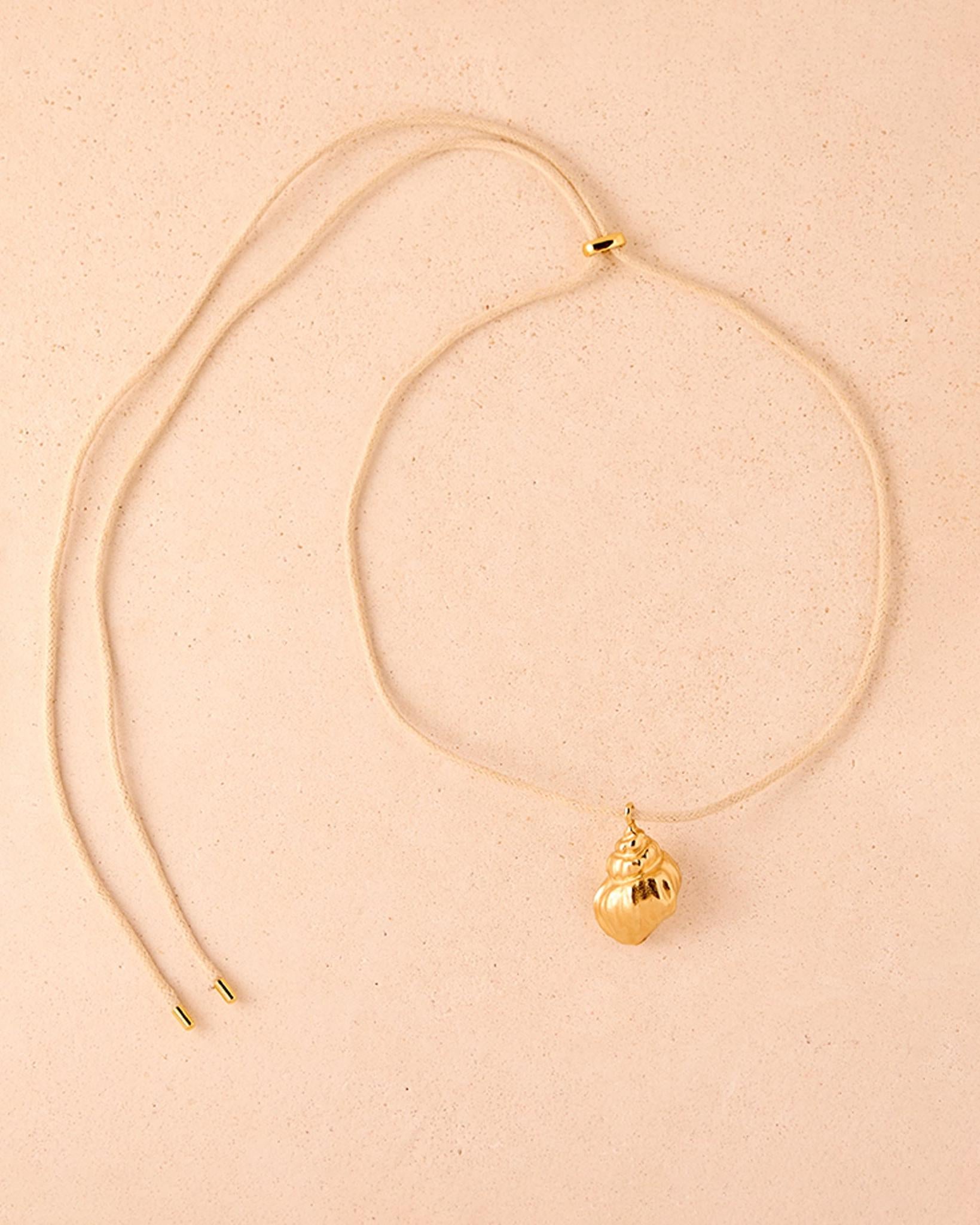Voluta Necklace