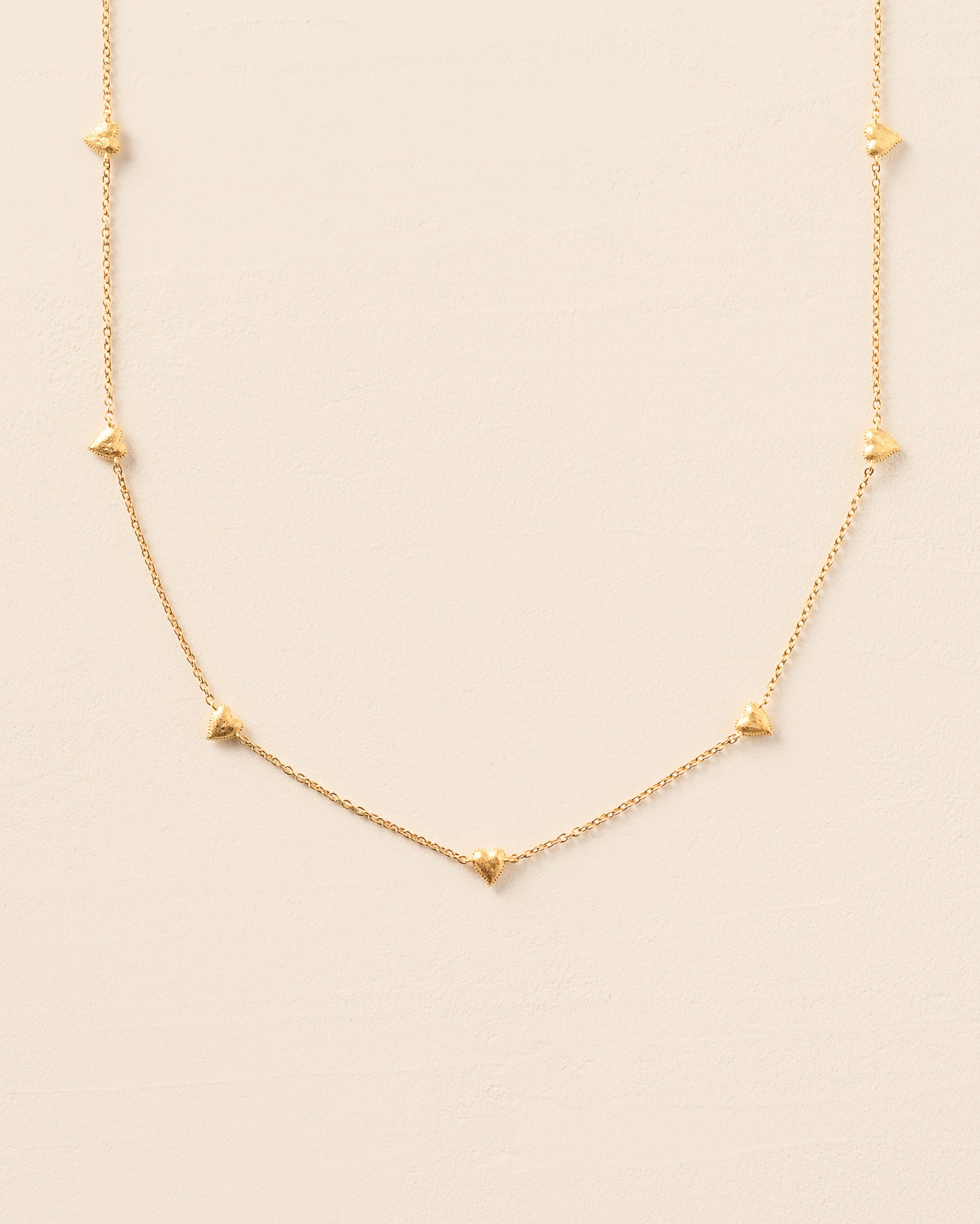 Amori Choker