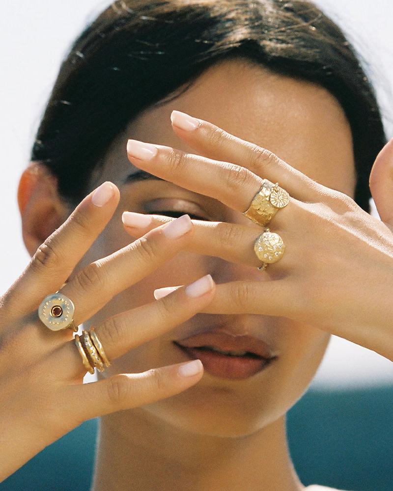 Iris Ring