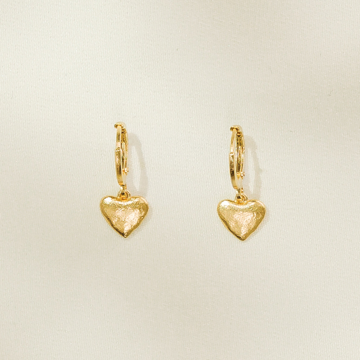 Amá Earrings