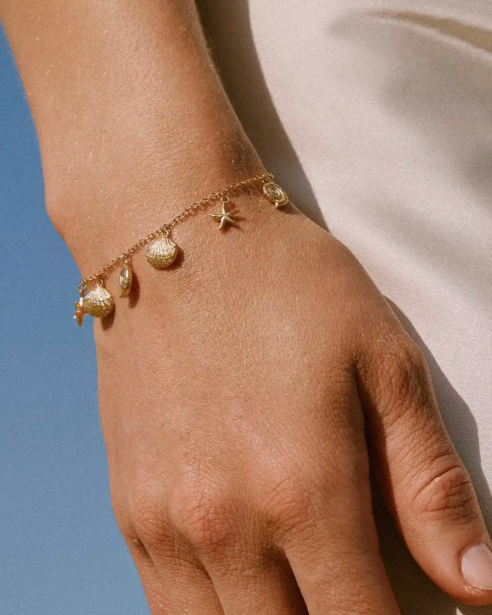 Bracelets gold jewelry