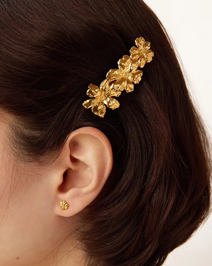 Aleli Stud Earrings