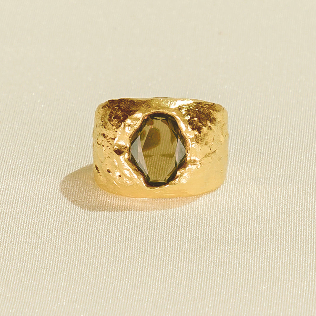 Carmen Dunkelgrün Ring