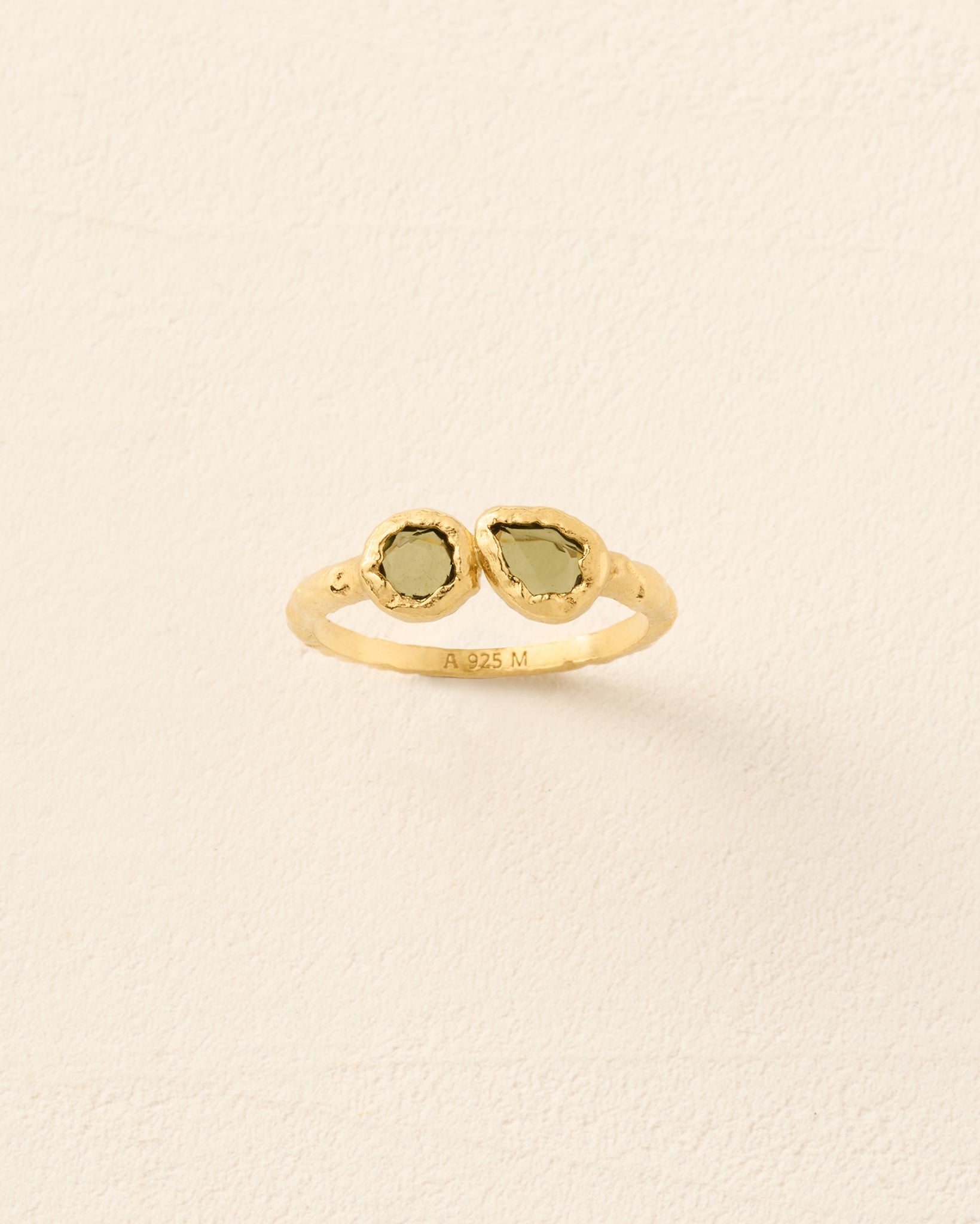 Lysiana Ring
