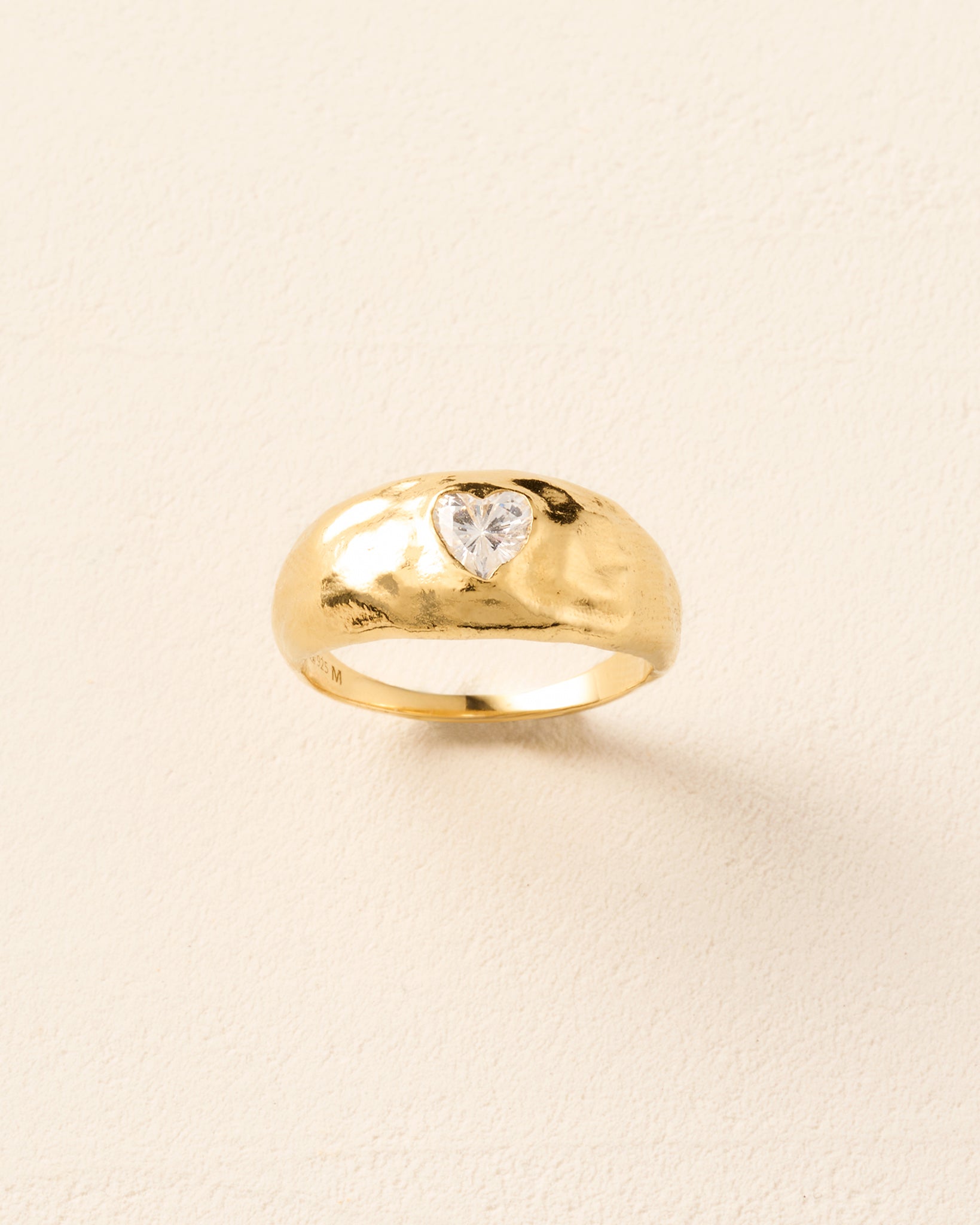 Anello Luzia