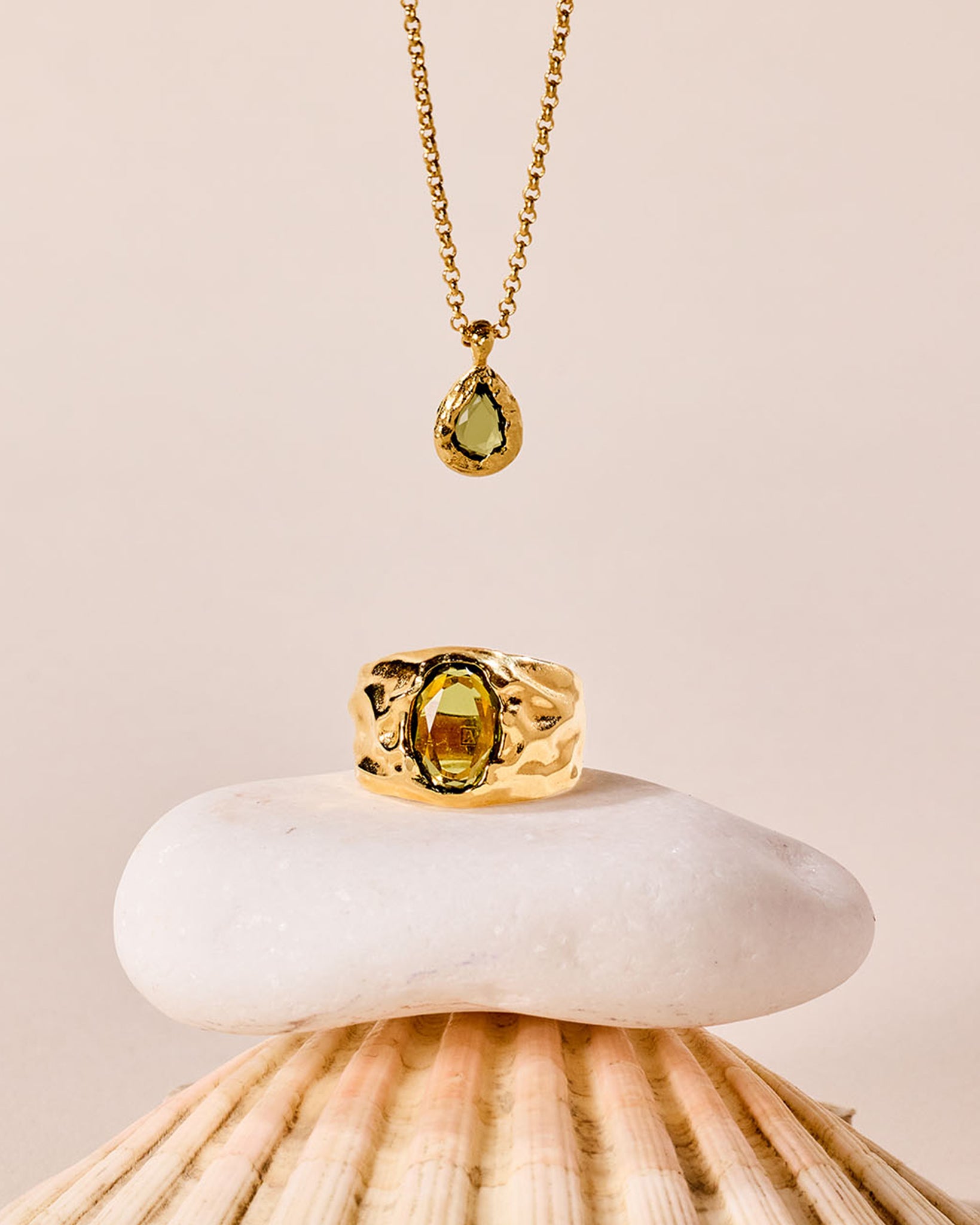Collar Lysia Verde Oscuro