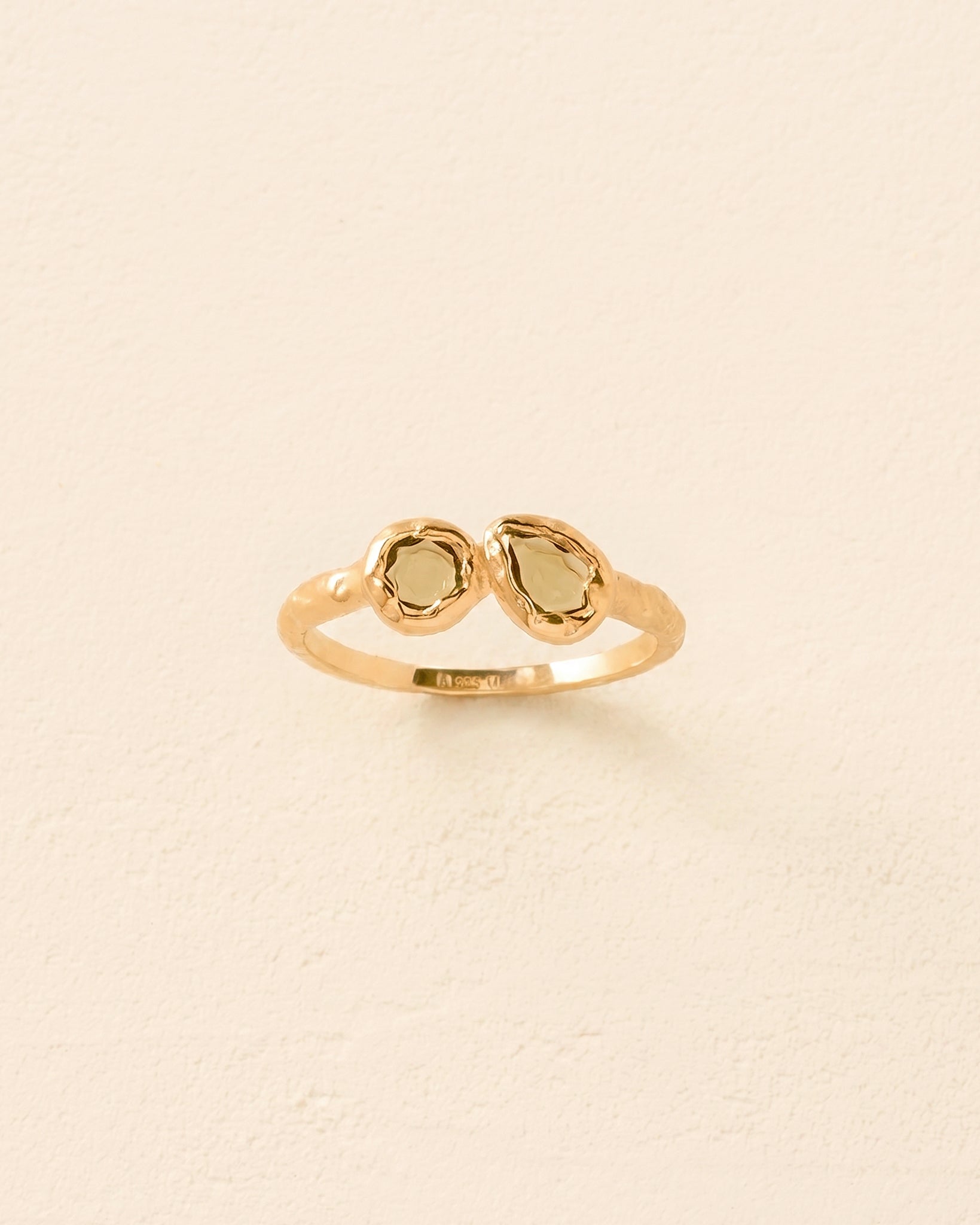 Lysiana Ring